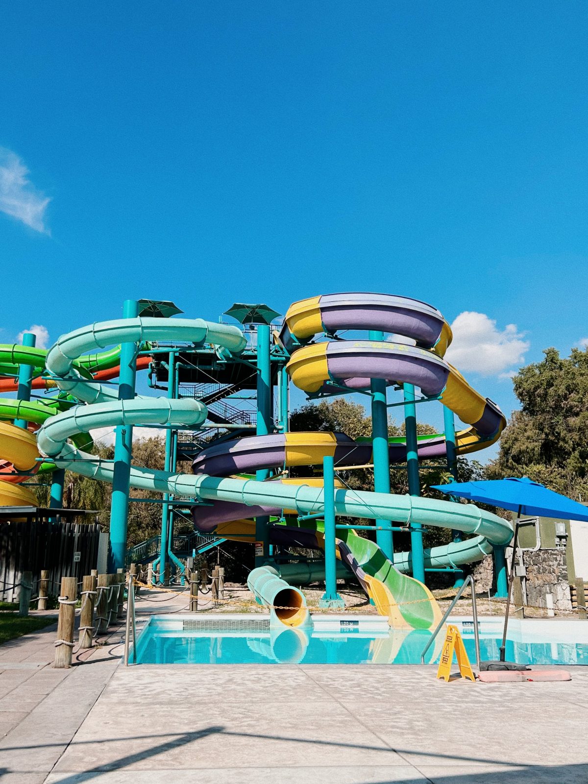 Diversión acuática sin límites: Descubre los mejores alojamientos con Aquapark en España