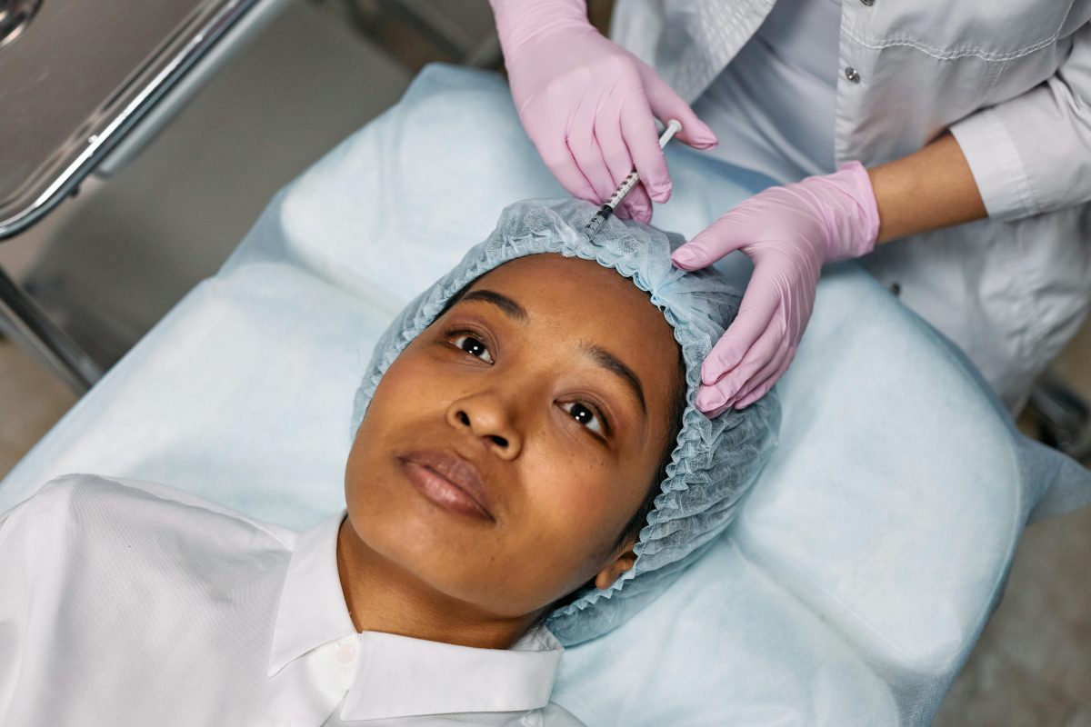 Opiniones Reales: ¿Qué Dicen los Pacientes de los Especialistas en Armonización Facial de la Clínica EB Salamanca?